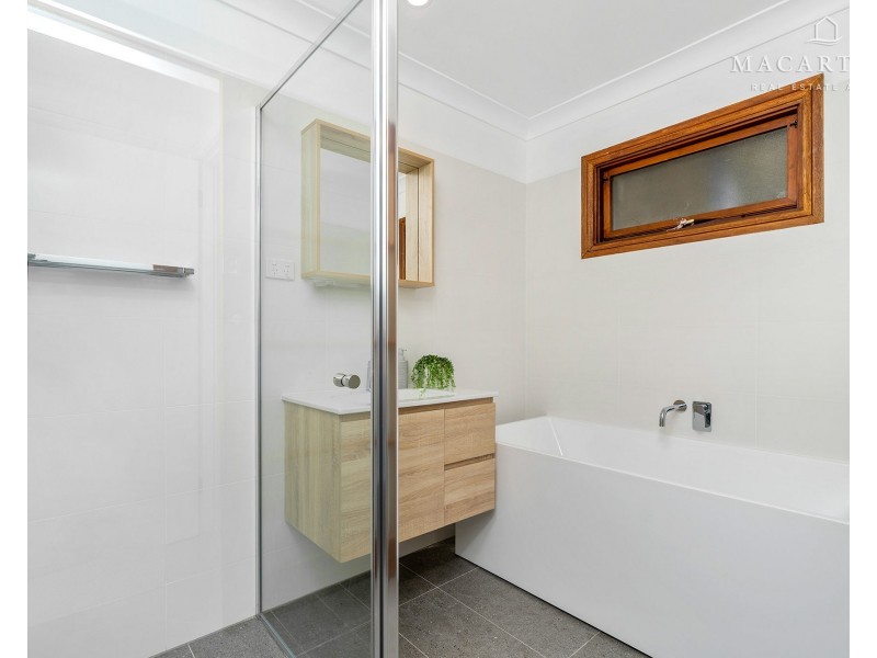 7 Cutler Avenue, Kooringal NSW 2650
