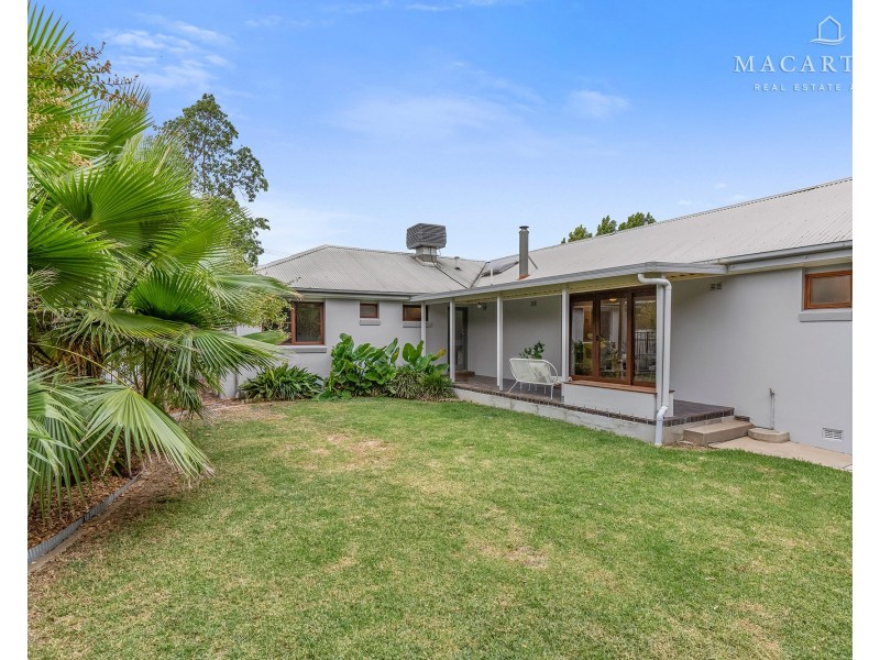 7 Cutler Avenue, Kooringal NSW 2650