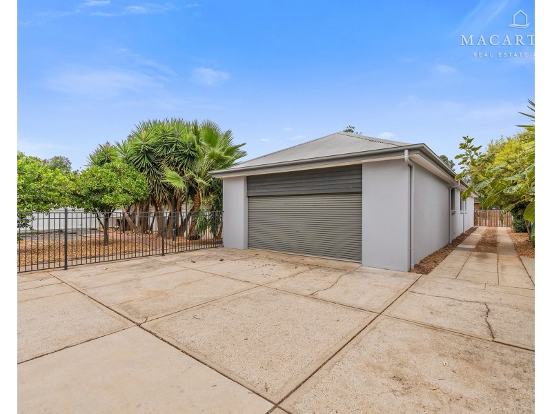 7 Cutler Avenue, Kooringal NSW 2650