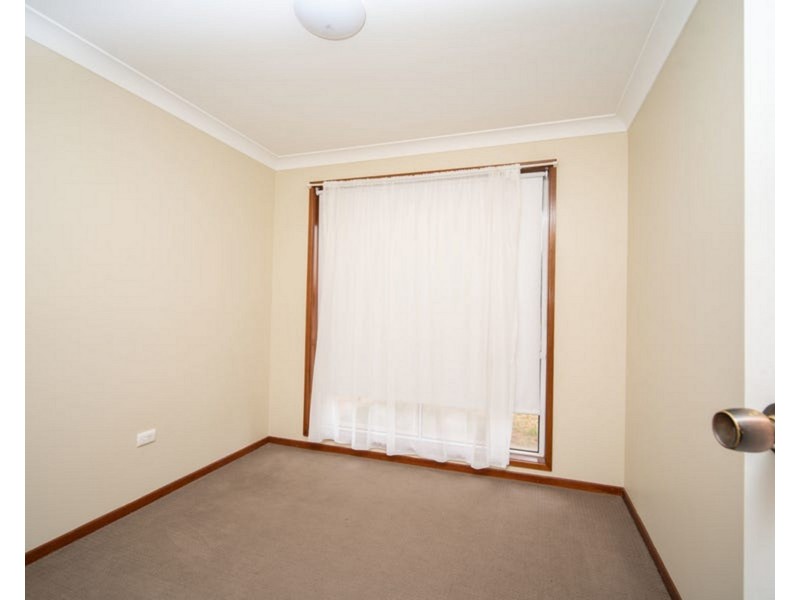 27 Goborra Street, Glenfield Park NSW 2650