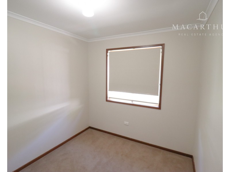 4 Patey Close, Ashmont NSW 2650