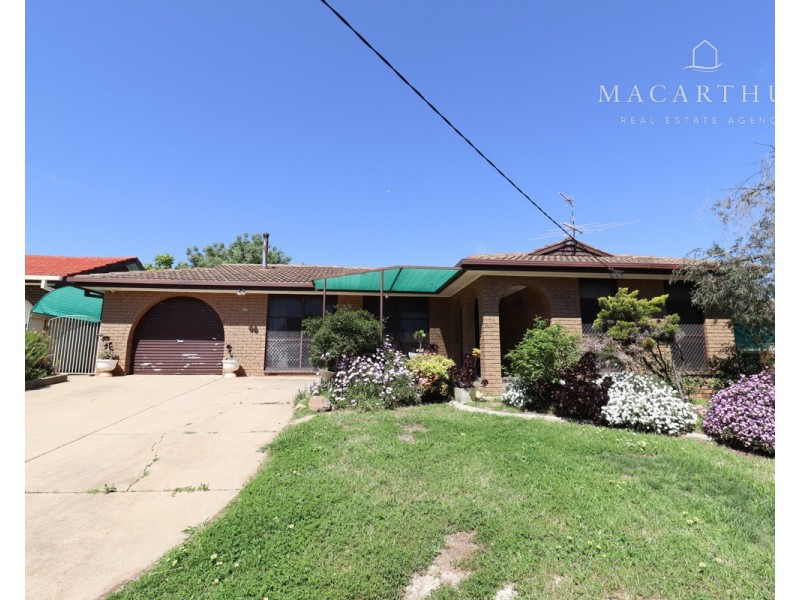 10 Bavaria Street, Tolland NSW 2650