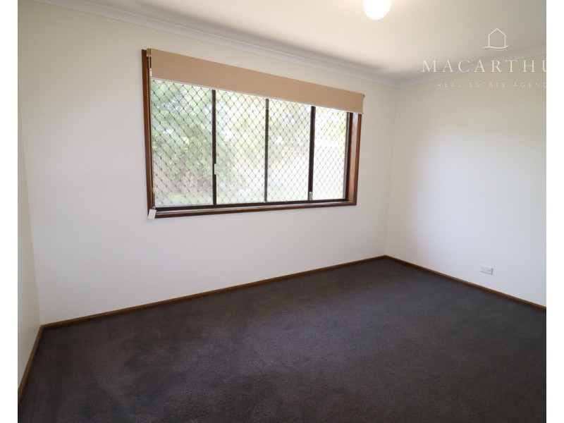 10 Bavaria Street, Tolland NSW 2650