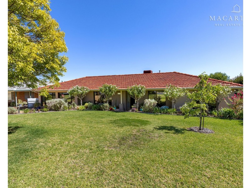 1 Tubbo Place, Bourkelands NSW 2650