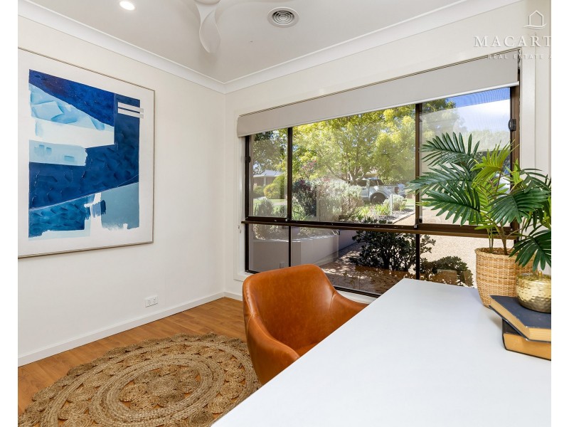 1 Tubbo Place, Bourkelands NSW 2650