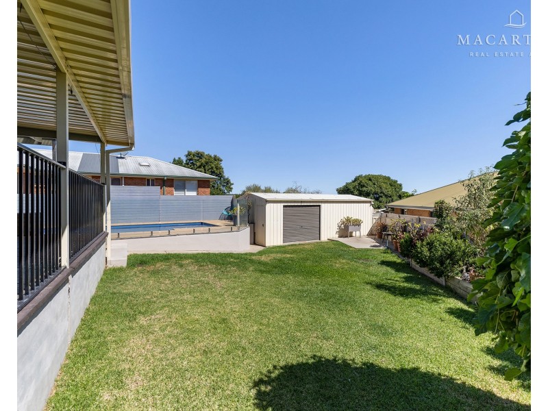1 Tubbo Place, Bourkelands NSW 2650