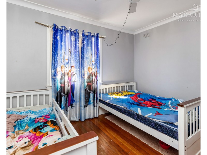 124 Bourke Street, Mount Austin NSW 2650