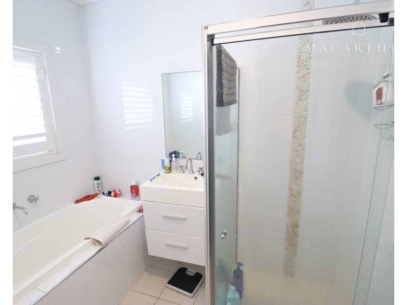 13 Plumpton Road, Kooringal NSW 2650