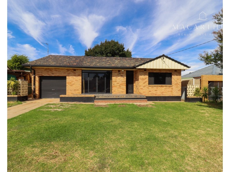 24 Anne Street, Tolland NSW 2650