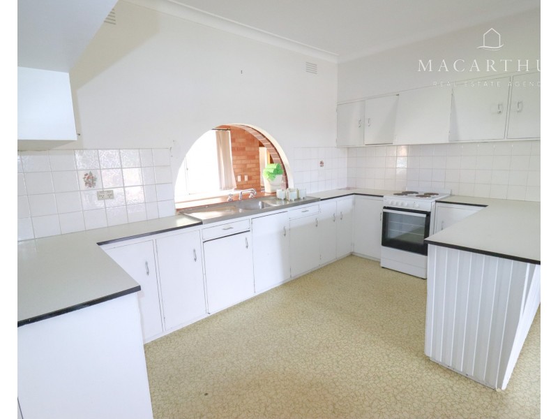 24 Anne Street, Tolland NSW 2650