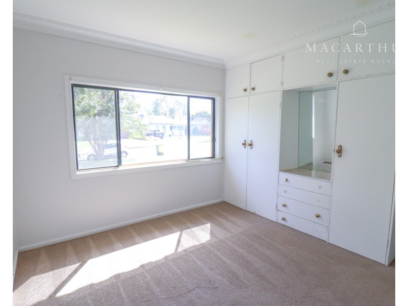 24 Anne Street, Tolland NSW 2650