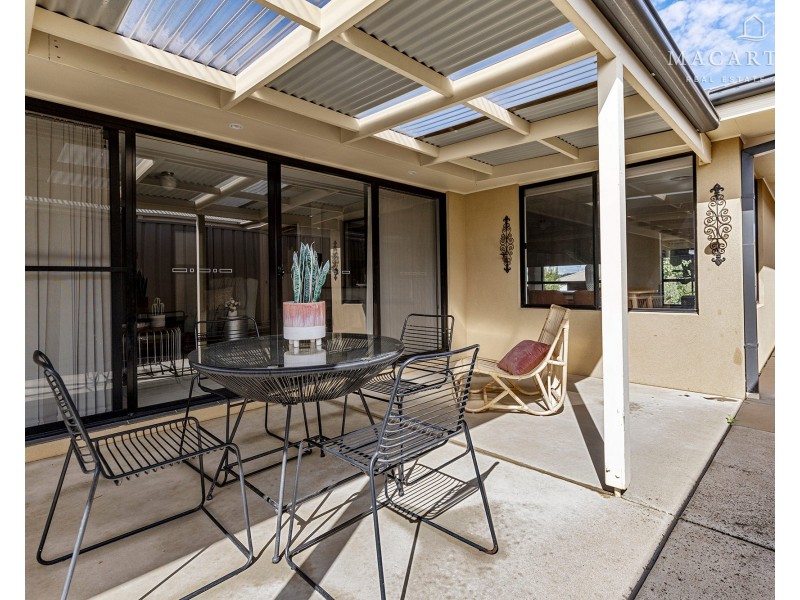 22 Mirrul Street, Glenfield Park NSW 2650