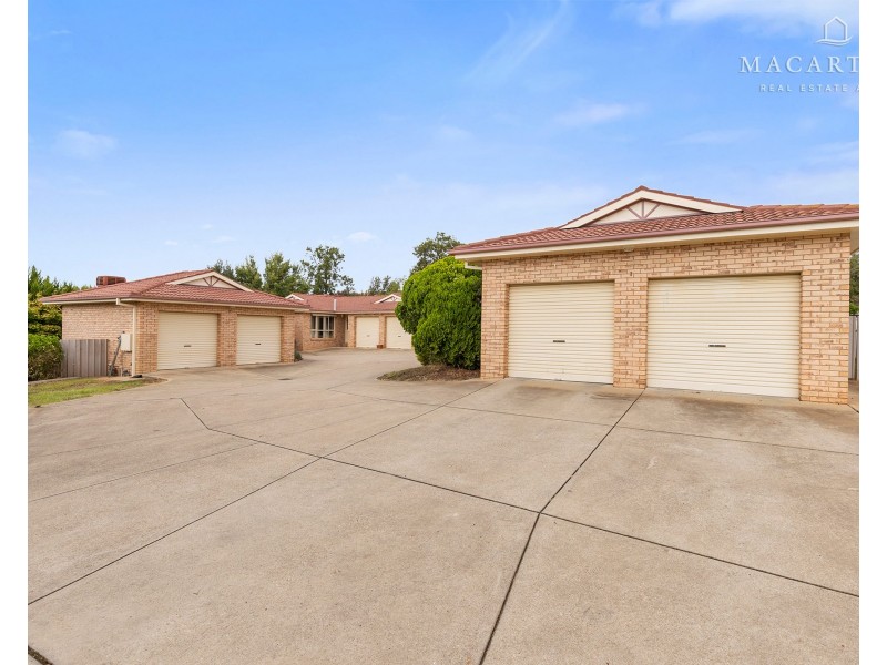 1/23 Kirrang Avenue, Glenfield Park NSW 2650