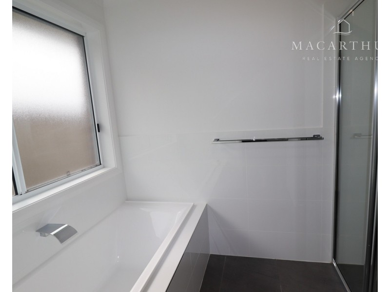 22 Wake Drive, Lloyd NSW 2650