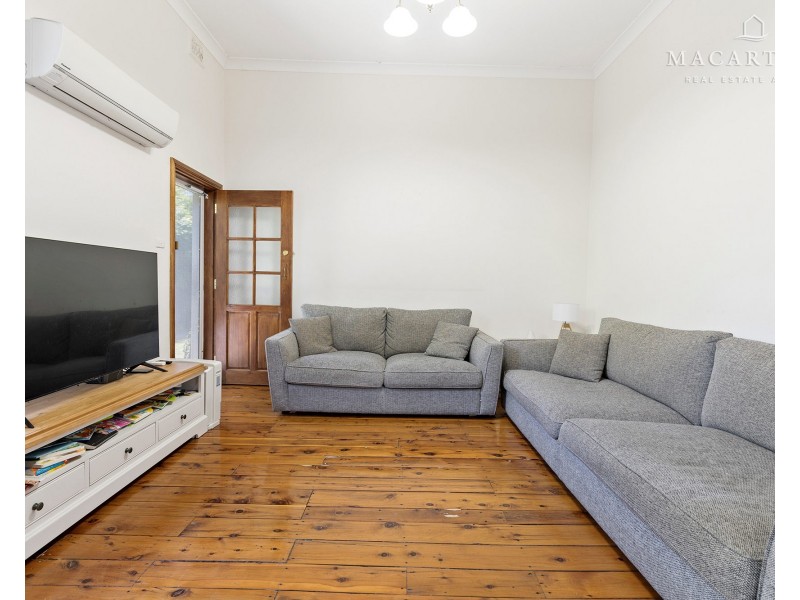 98 Crampton Street, Wagga Wagga NSW 2650