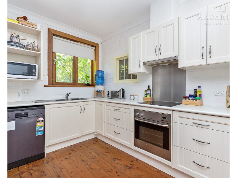 98 Crampton Street, Wagga Wagga NSW 2650