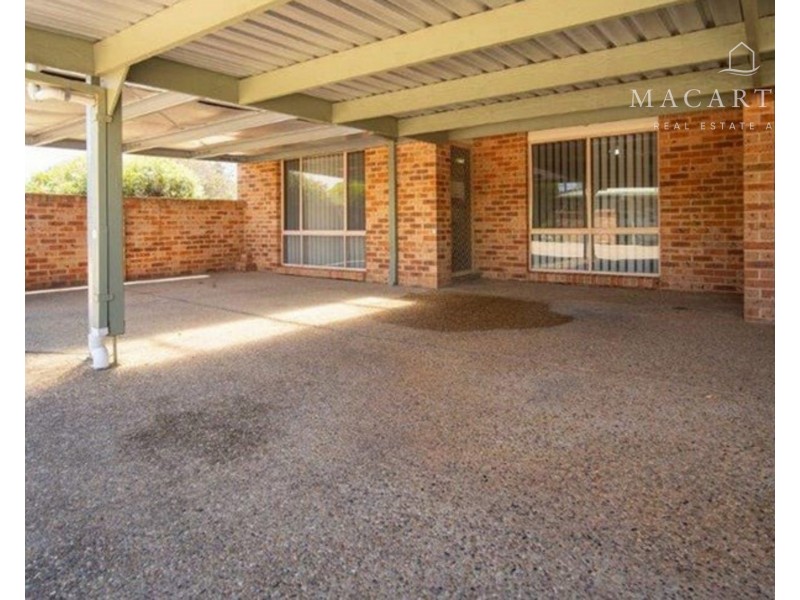 11/8 Bulolo Street, Ashmont NSW 2650
