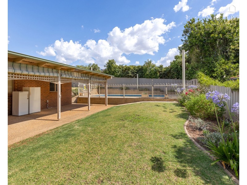 38 Bourkelands Drive, Bourkelands NSW 2650