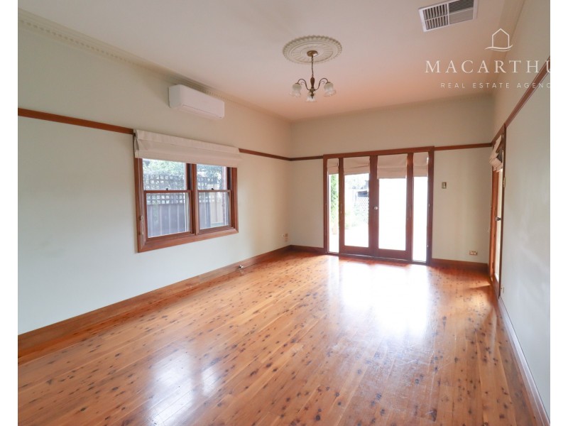 70 Thorne Street, Wagga Wagga NSW 2650