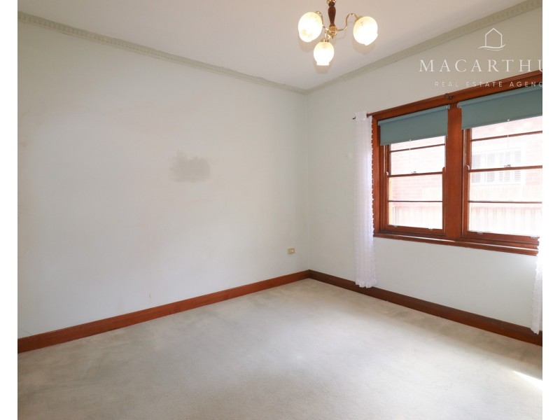70 Thorne Street, Wagga Wagga NSW 2650