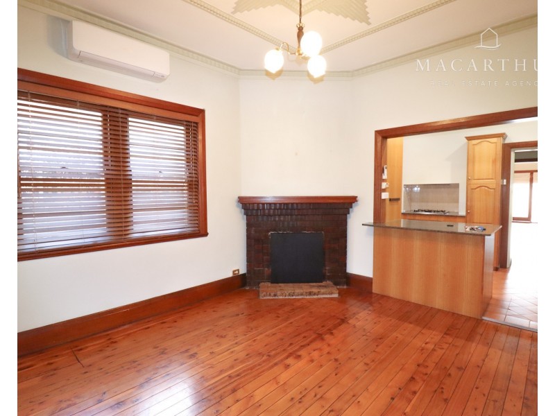 70 Thorne Street, Wagga Wagga NSW 2650