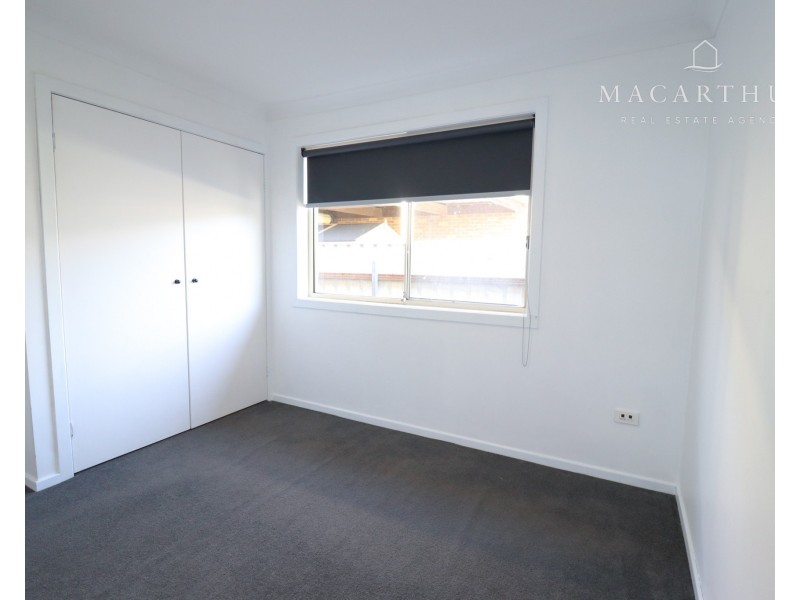 77 Dalman Parkway, Glenfield Park NSW 2650