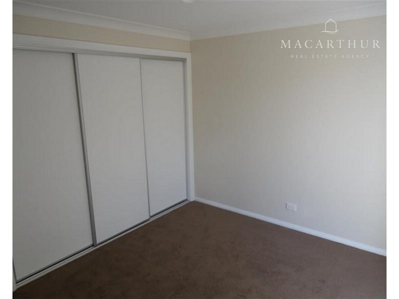 2/2 Dunn Avenue, Forest Hill NSW 2651