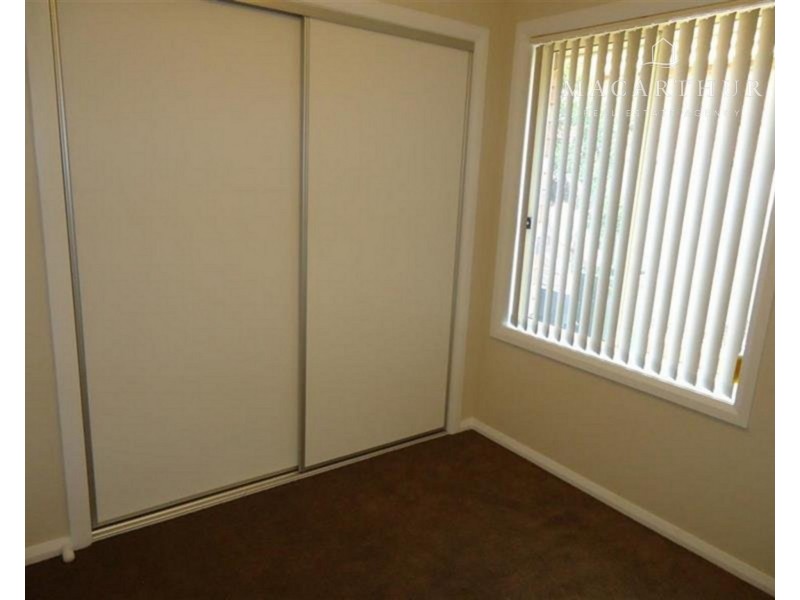 2/2 Dunn Avenue, Forest Hill NSW 2651