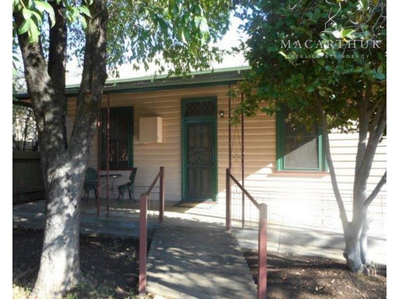 52 Bourke Street, Wagga Wagga NSW 2650