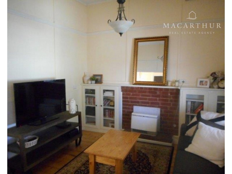 52 Bourke Street, Wagga Wagga NSW 2650