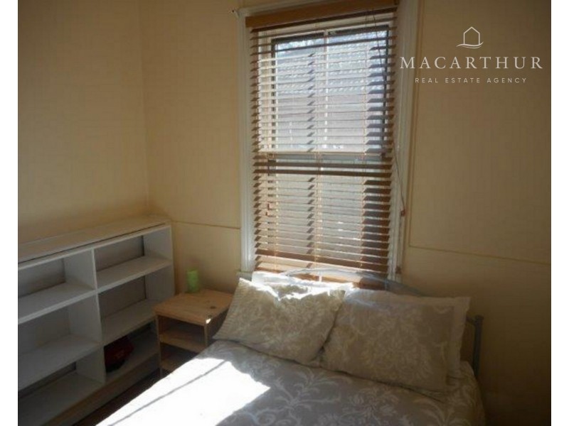 52 Bourke Street, Wagga Wagga NSW 2650