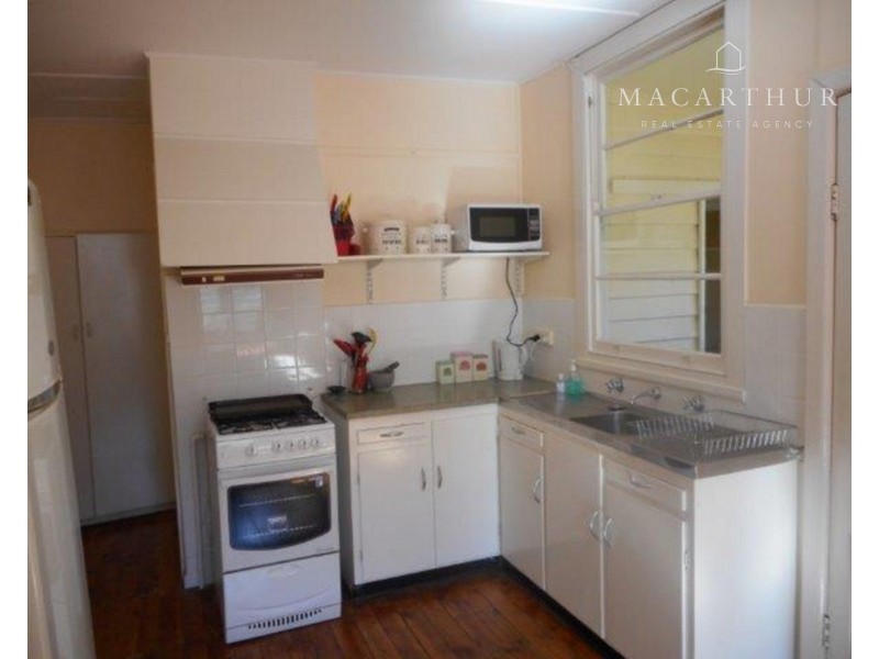 52 Bourke Street, Wagga Wagga NSW 2650