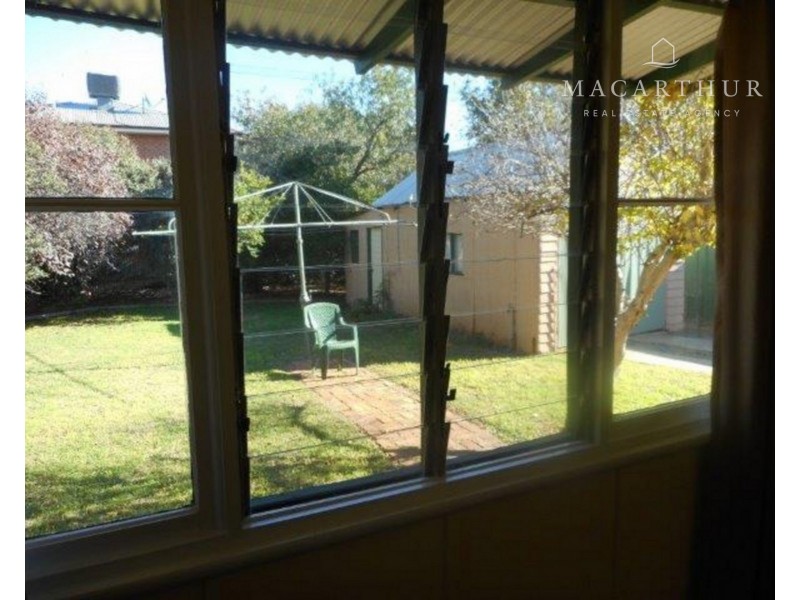52 Bourke Street, Wagga Wagga NSW 2650
