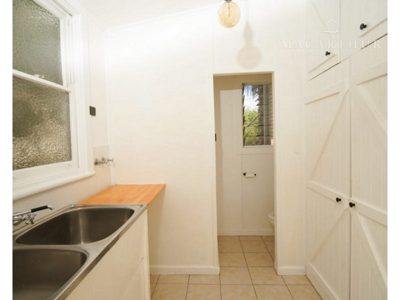 87 Mitchelmore Street, Turvey Park NSW 2650