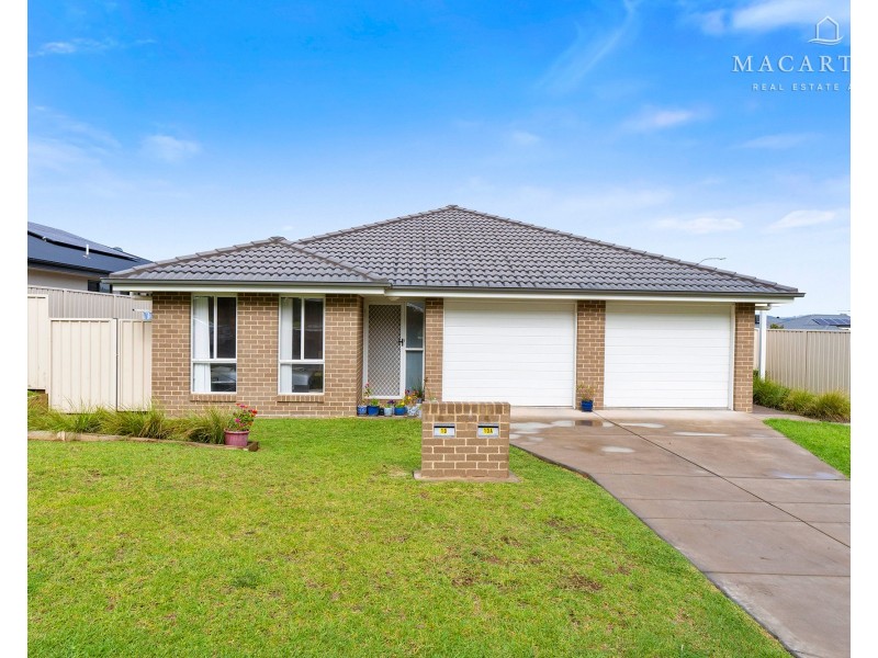10 & 10A St Pauls Place, Gobbagombalin NSW 2650