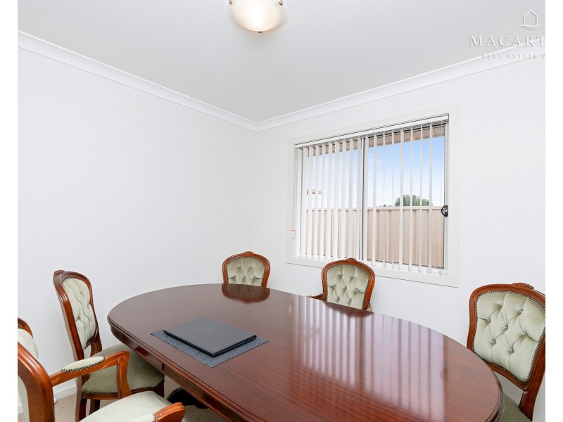 10 & 10A St Pauls Place, Gobbagombalin NSW 2650