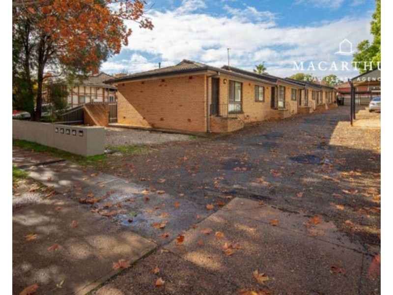 2/7 Halloran Street, Turvey Park NSW 2650