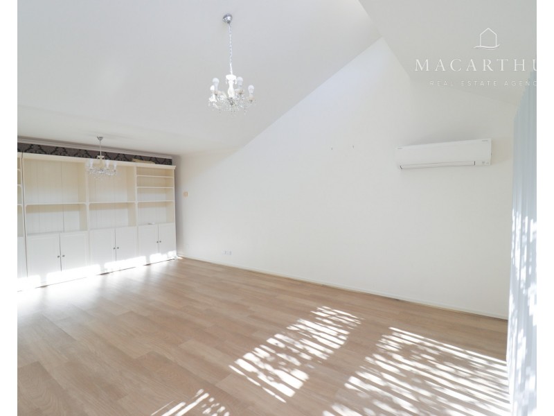 1 Clipper Way, Estella NSW 2650