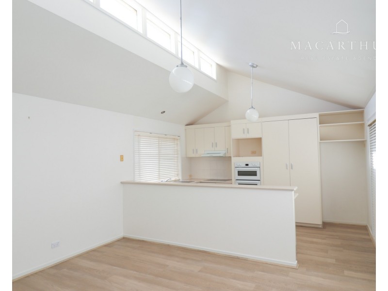 1 Clipper Way, Estella NSW 2650