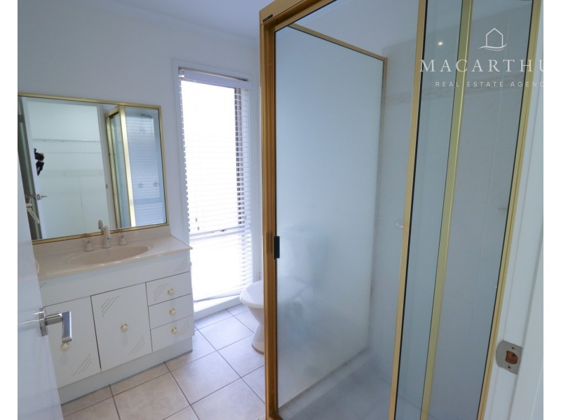 1 Clipper Way, Estella NSW 2650