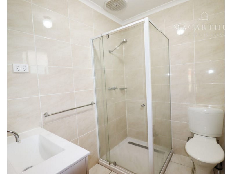 2 Egret Place, Estella NSW 2650