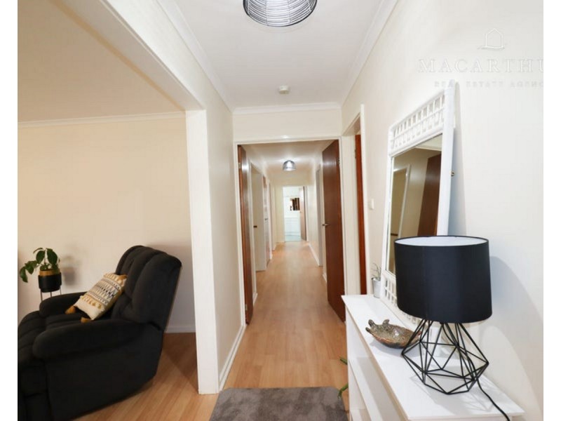2 Egret Place, Estella NSW 2650