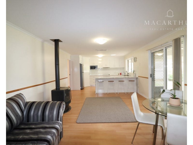 2 Egret Place, Estella NSW 2650