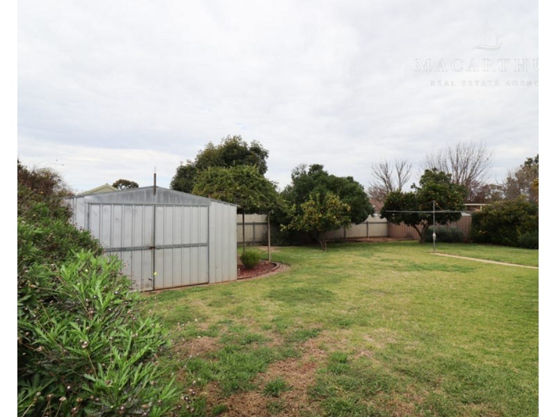 2 Egret Place, Estella NSW 2650