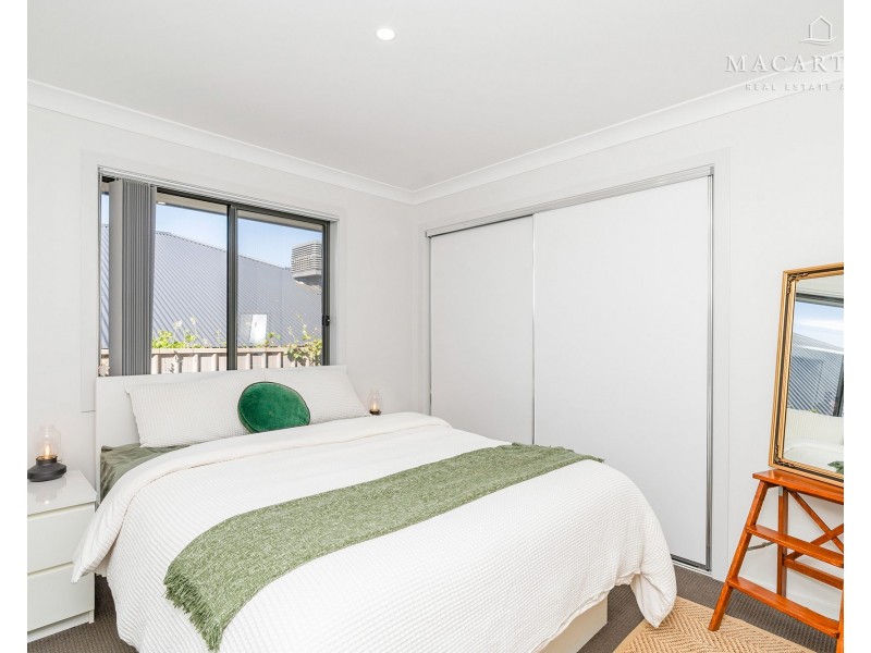 1-2/138 Bradman Drive, Boorooma NSW 2650