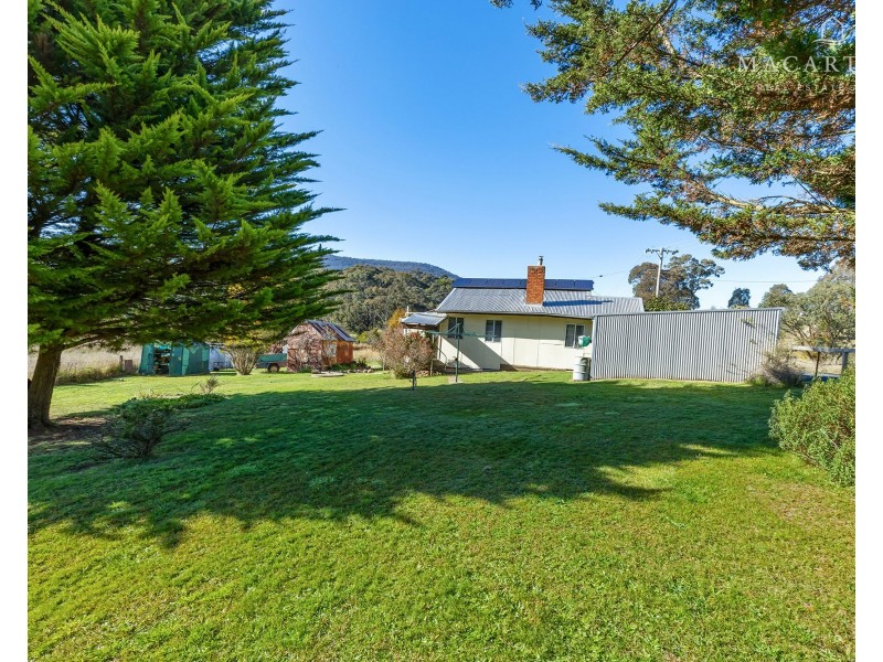 48 Mate Street, Tumbarumba NSW 2653