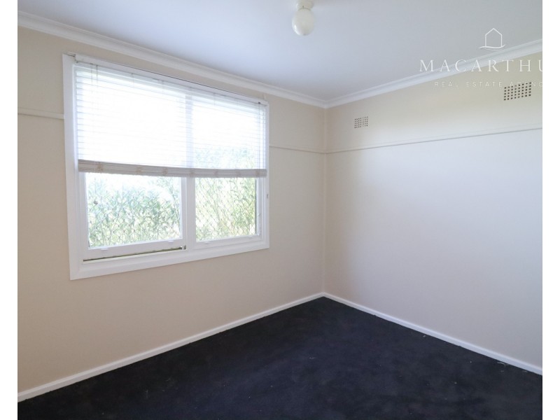 107 Mitchelmore Street, Turvey Park NSW 2650