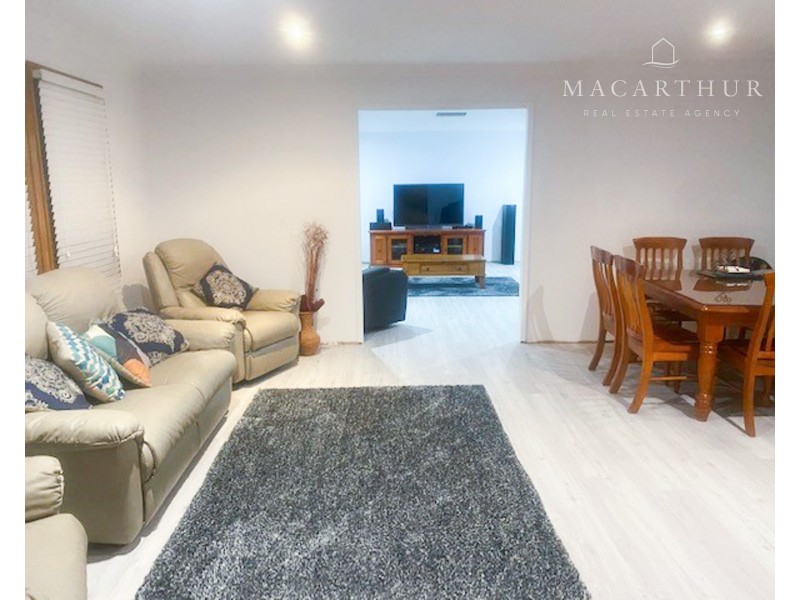 30 Loughnan Street, Coolamon NSW 2701