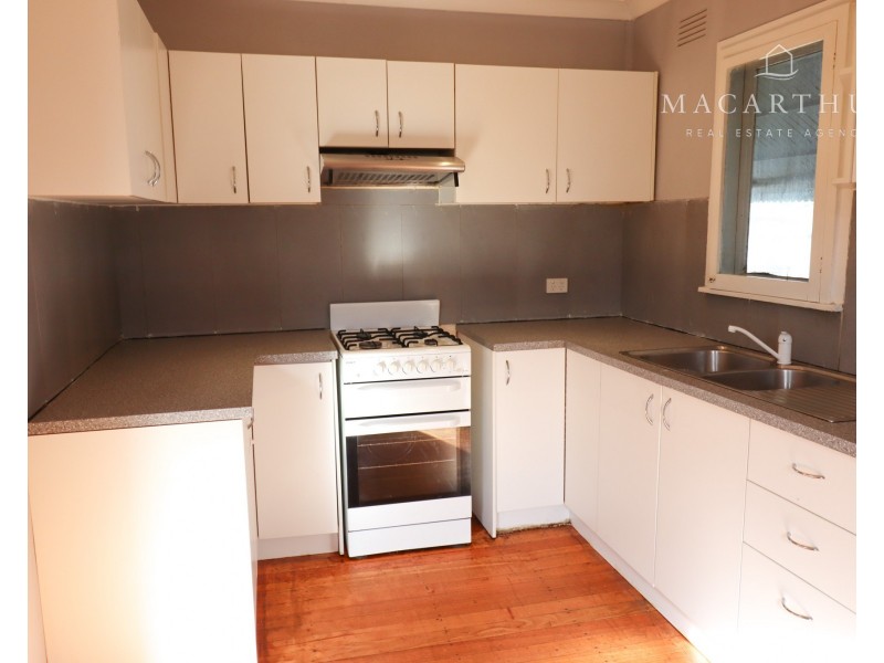 124 Bourke Street, Mount Austin NSW 2650