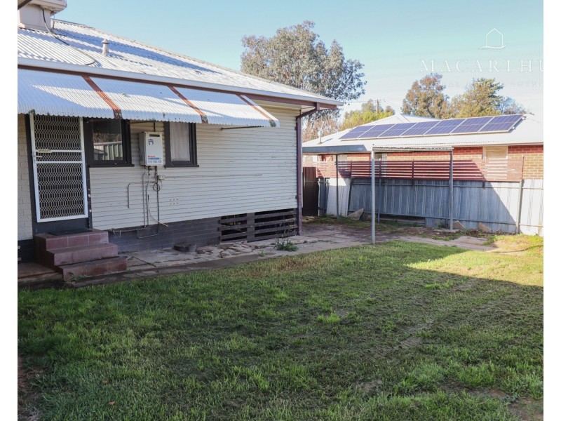 124 Bourke Street, Mount Austin NSW 2650